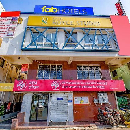 FabHotel Royce Studio Apartments Pune Esterno foto